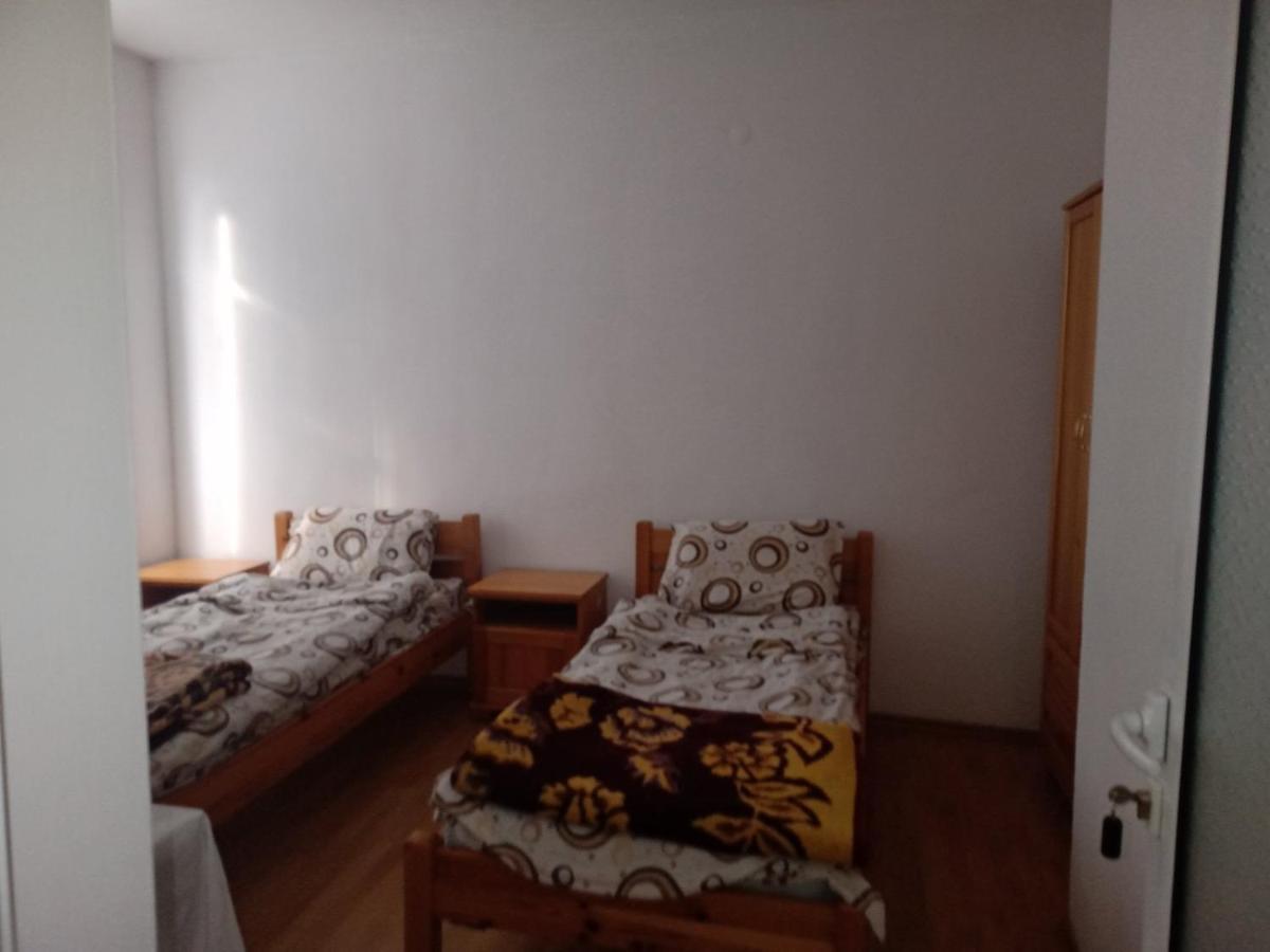 Хотел Оренда Dupnitsa Ngoại thất bức ảnh