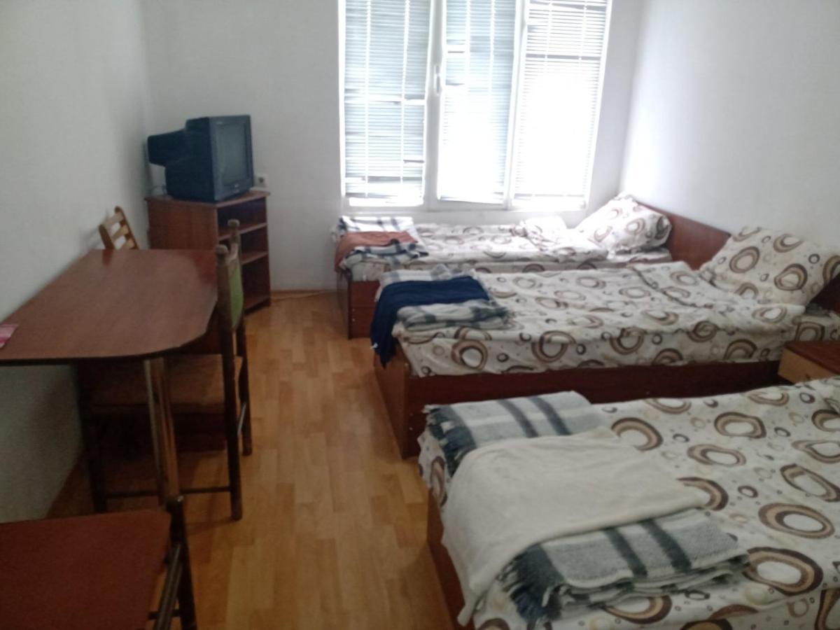 Хотел Оренда Dupnitsa Ngoại thất bức ảnh