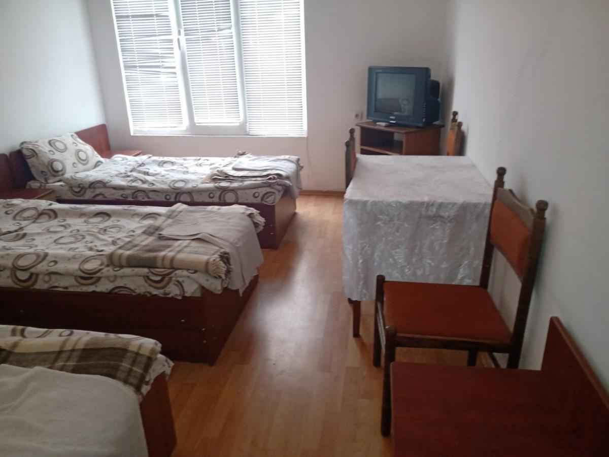 Хотел Оренда Dupnitsa Ngoại thất bức ảnh